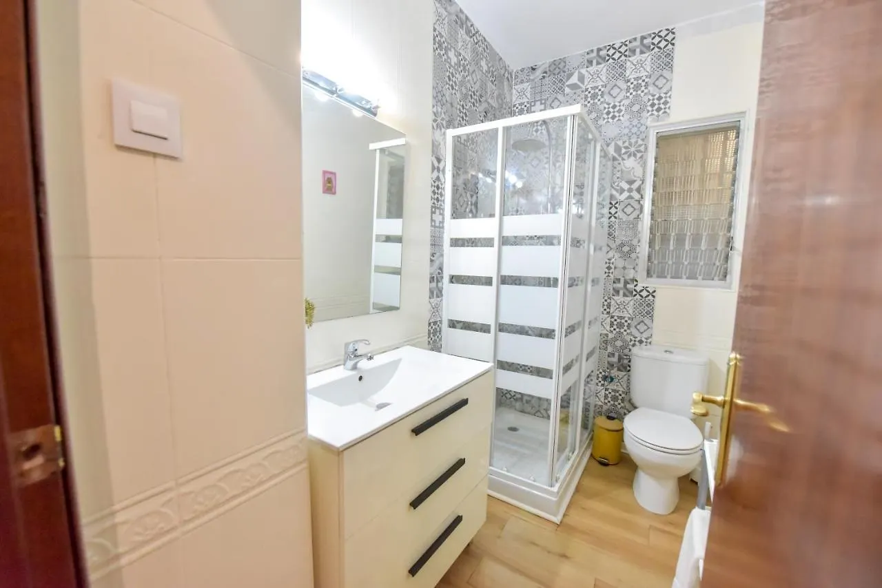 New! Spacious & River Seville 0*,