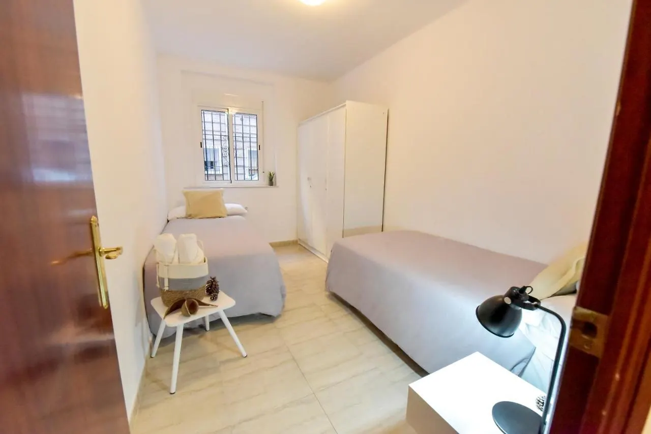 Apartment New! Spacious & River Seville
